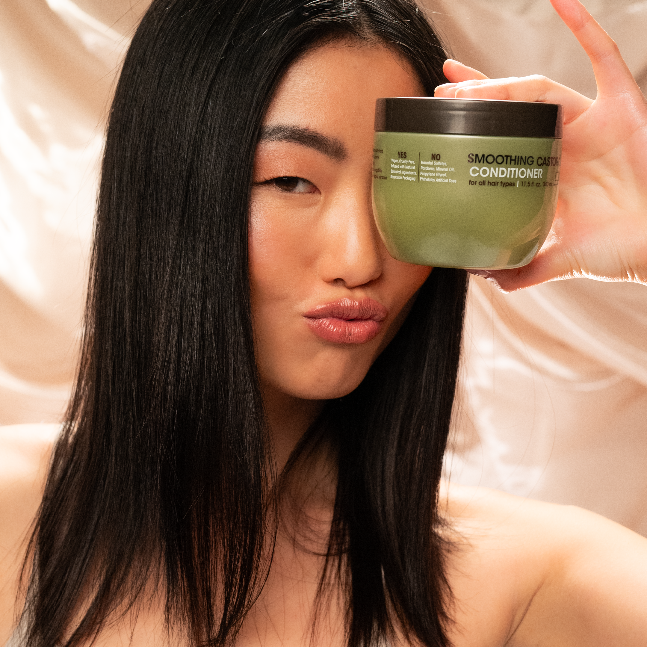 Castor Oil Collection: Strength Meets Shine